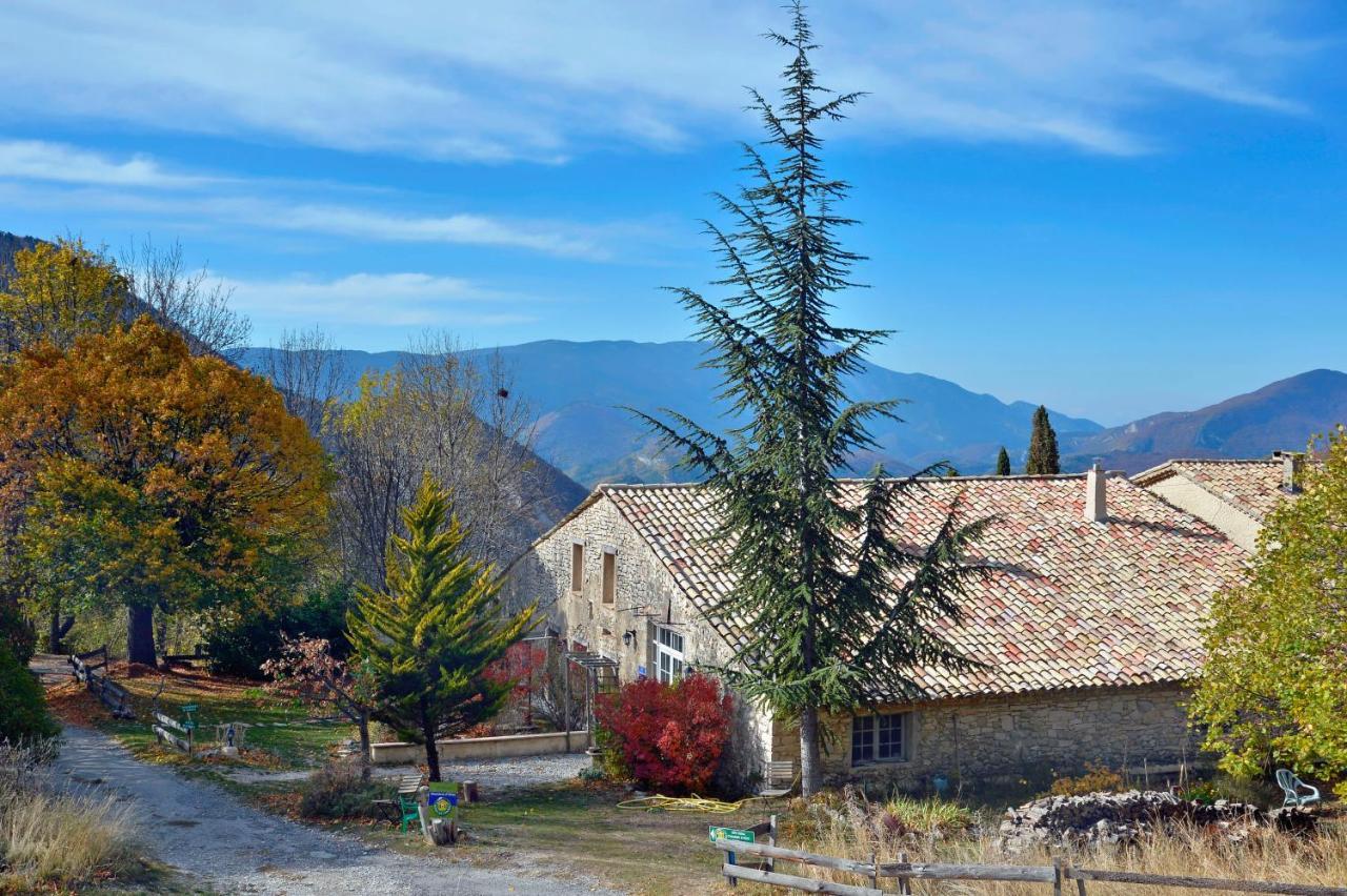 Malia - Chambres D'Hotes & Gite Barret-de-Lioure Exterior foto